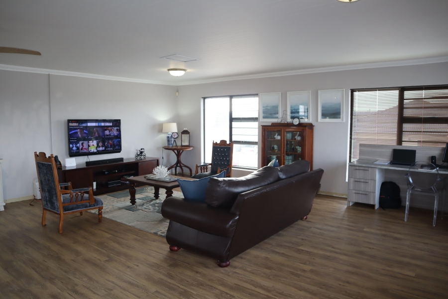 4 Bedroom Property for Sale in Fountains Estate Eastern Cape